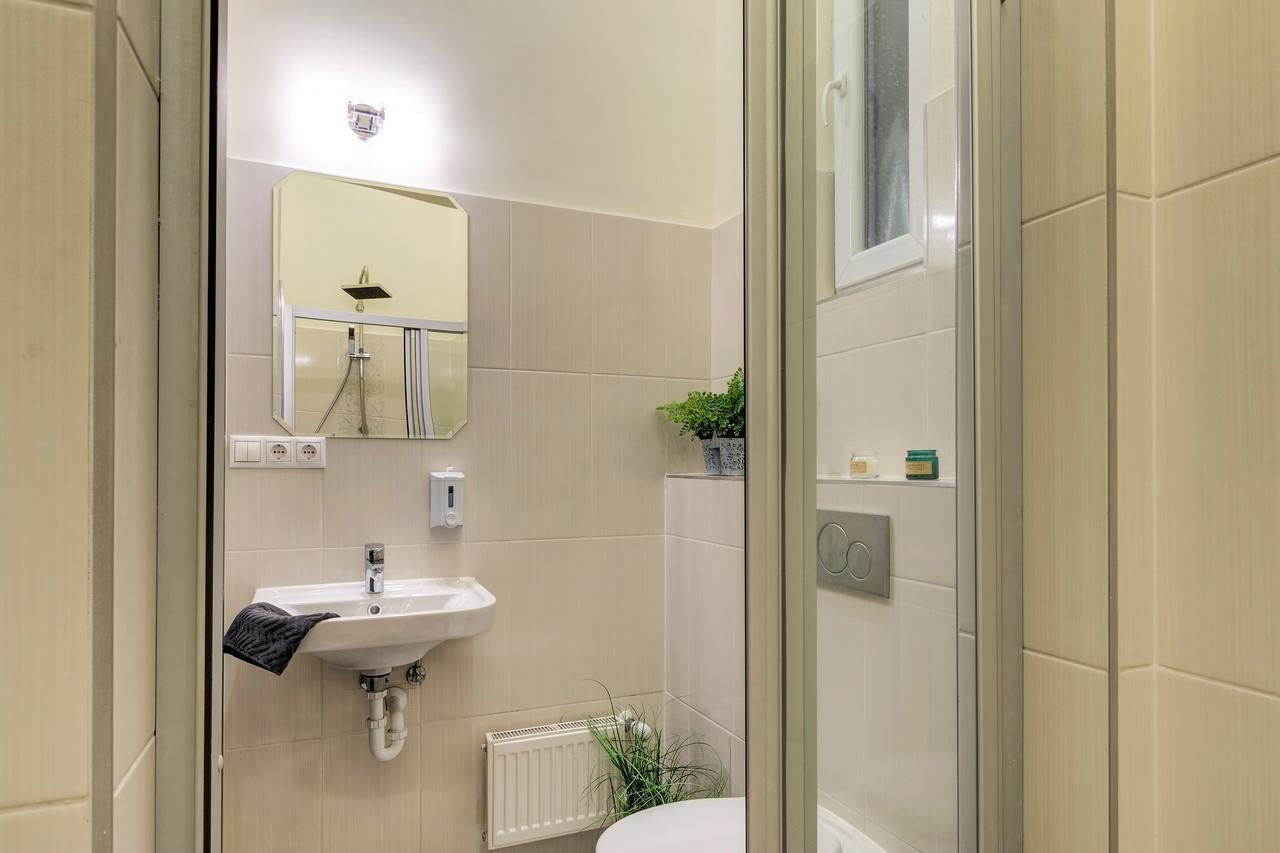 Real Apartments Klauzal Budapest Bagian luar foto