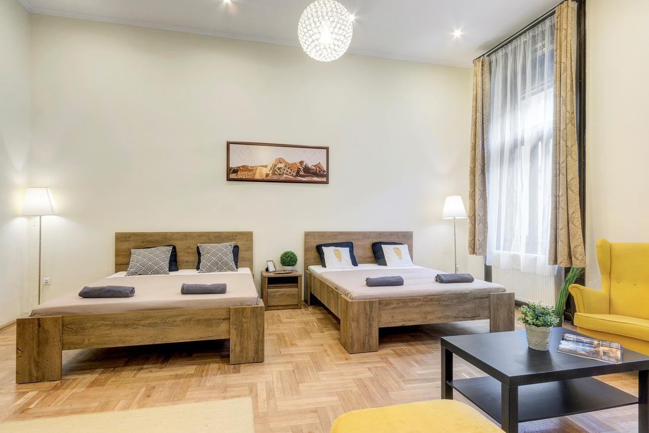 Real Apartments Klauzal Budapest Bagian luar foto