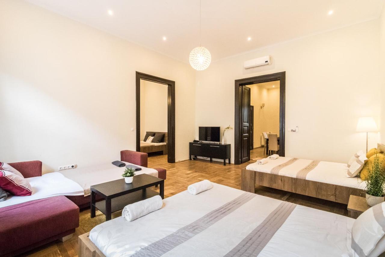 Real Apartments Klauzal Budapest Bagian luar foto