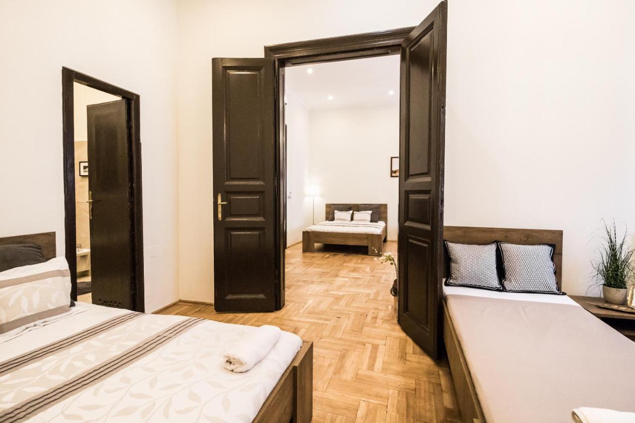Real Apartments Klauzal Budapest Bagian luar foto